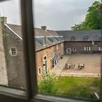 Bed & Breakfast Kasteel Wolfrath