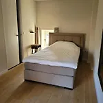 Kasteel Wolfrath Bed & Breakfast