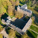 Kasteel Wolfrath Bed & Breakfast Born