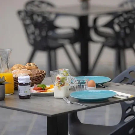 Kasteel Wolfrath Born