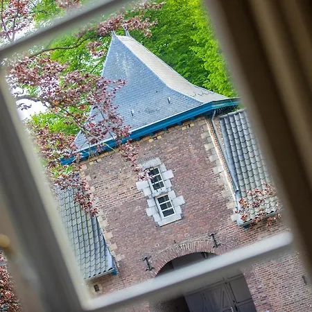 Kasteel Wolfrath Born