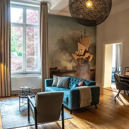 Kasteel Wolfrath B&B Oda ve Kahvaltı Born