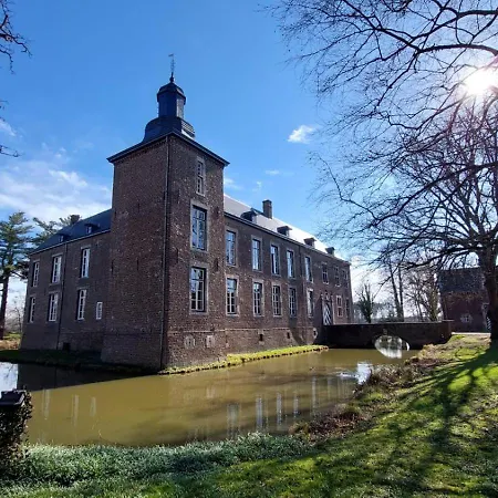 Kasteel Wolfrath B&B Oda ve Kahvaltı Born