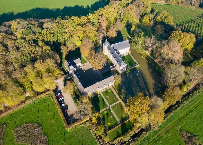 Bed & Breakfast Kasteel Wolfrath 3*