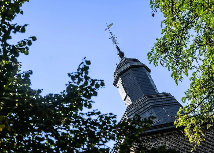 Bed and Breakfast Kasteel Wolfrath 3*