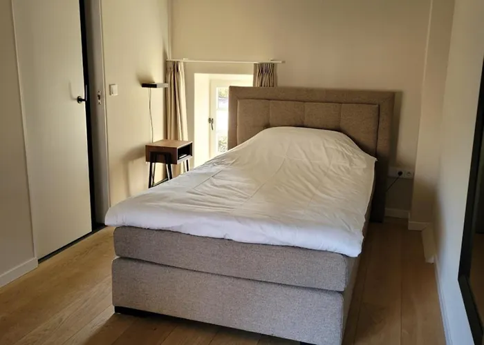 Kasteel Wolfrath Bed and Breakfast