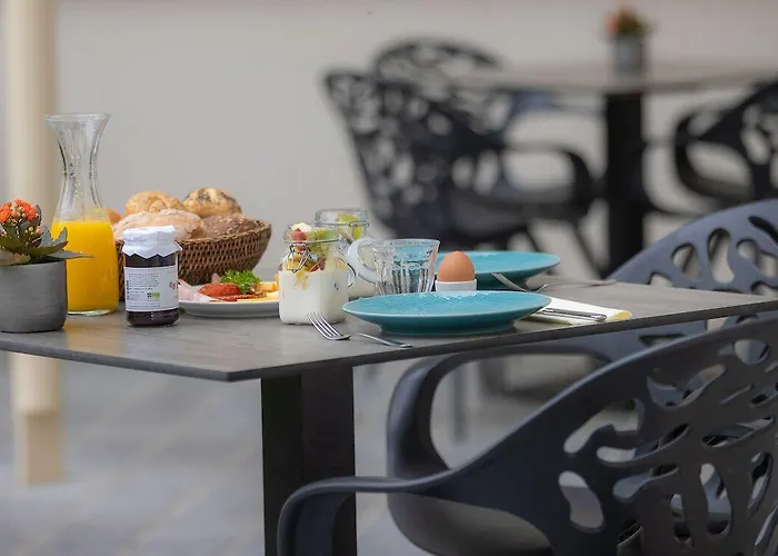 Kasteel Wolfrath 3* Born